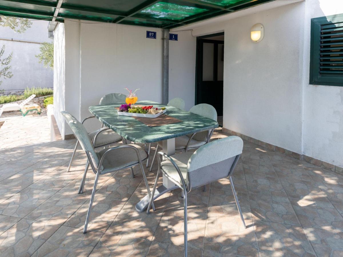 Holiday Home Dubra By Interhome โกมาร์นา ภายนอก รูปภาพ